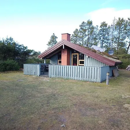 Three-bedroom Holiday Sandtoften 01 * Блокхус