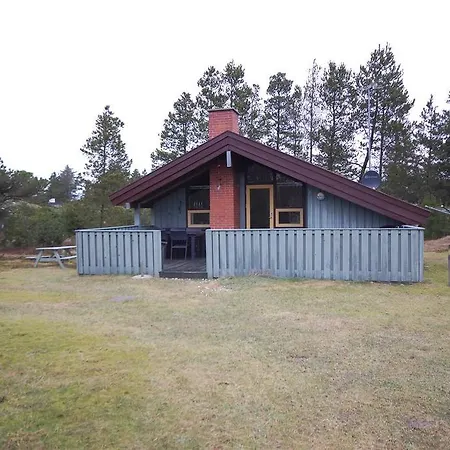 Three-bedroom Holiday Sandtoften 01 Дом отдыха